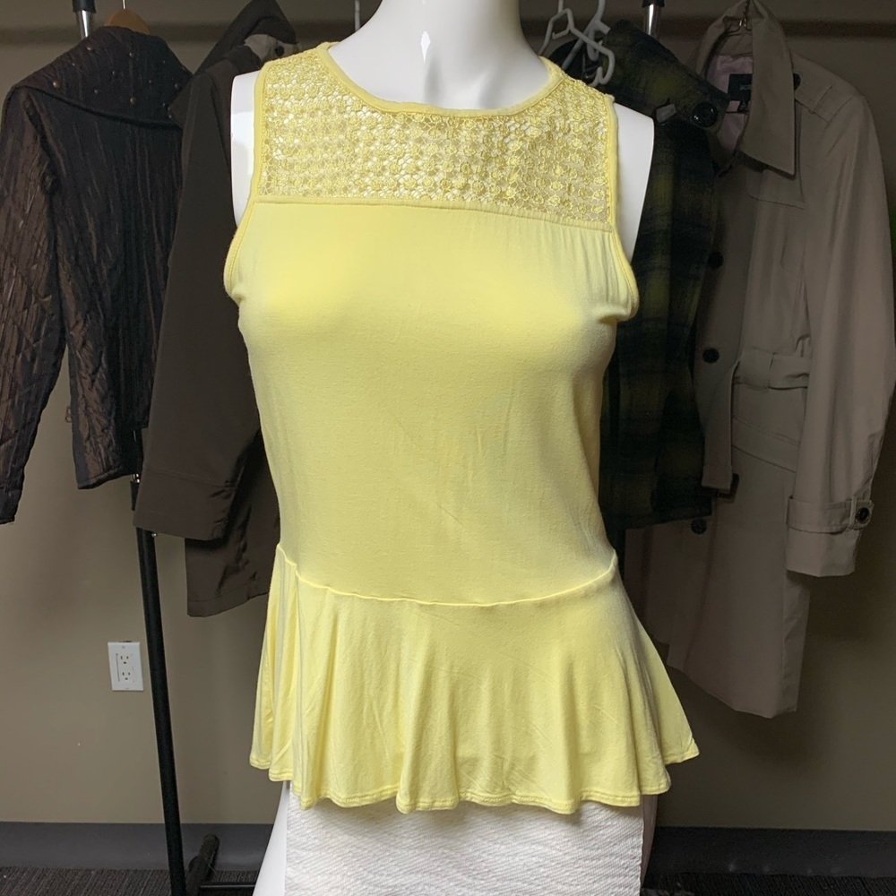 Beautiful reitmans top